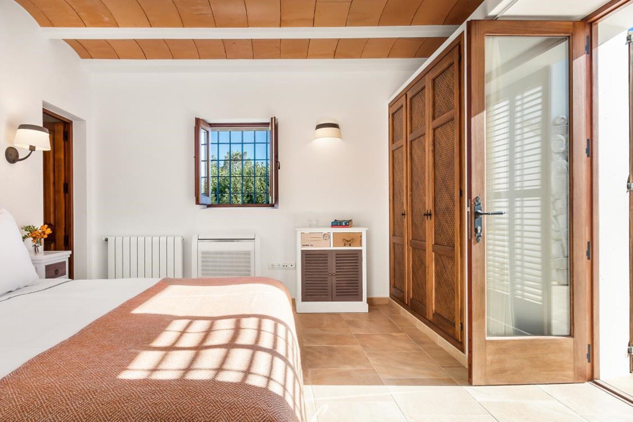 5 bedrooms, WiFi