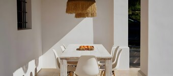 Villa 'Cas Berris' with Sea View, Wi-Fi and Air Conditioning