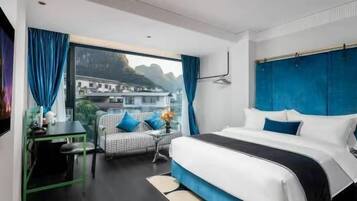Classic Double Room | Desk, laptop workspace, free WiFi, bed sheets