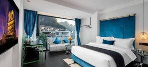 Classic Double Room | Desk, laptop workspace, free WiFi, bed sheets - DS Destination Specialist Hotel (Guilin)