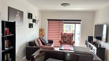 Appartement, 2 chambres | Salle de séjour