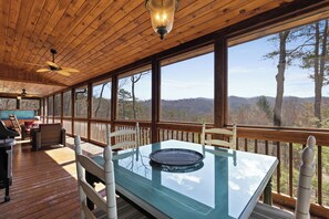 Outdoor dining - Blue Ridge Escape with Stunning Views, Fenced Yard & EV Charger (Blue Ridge)