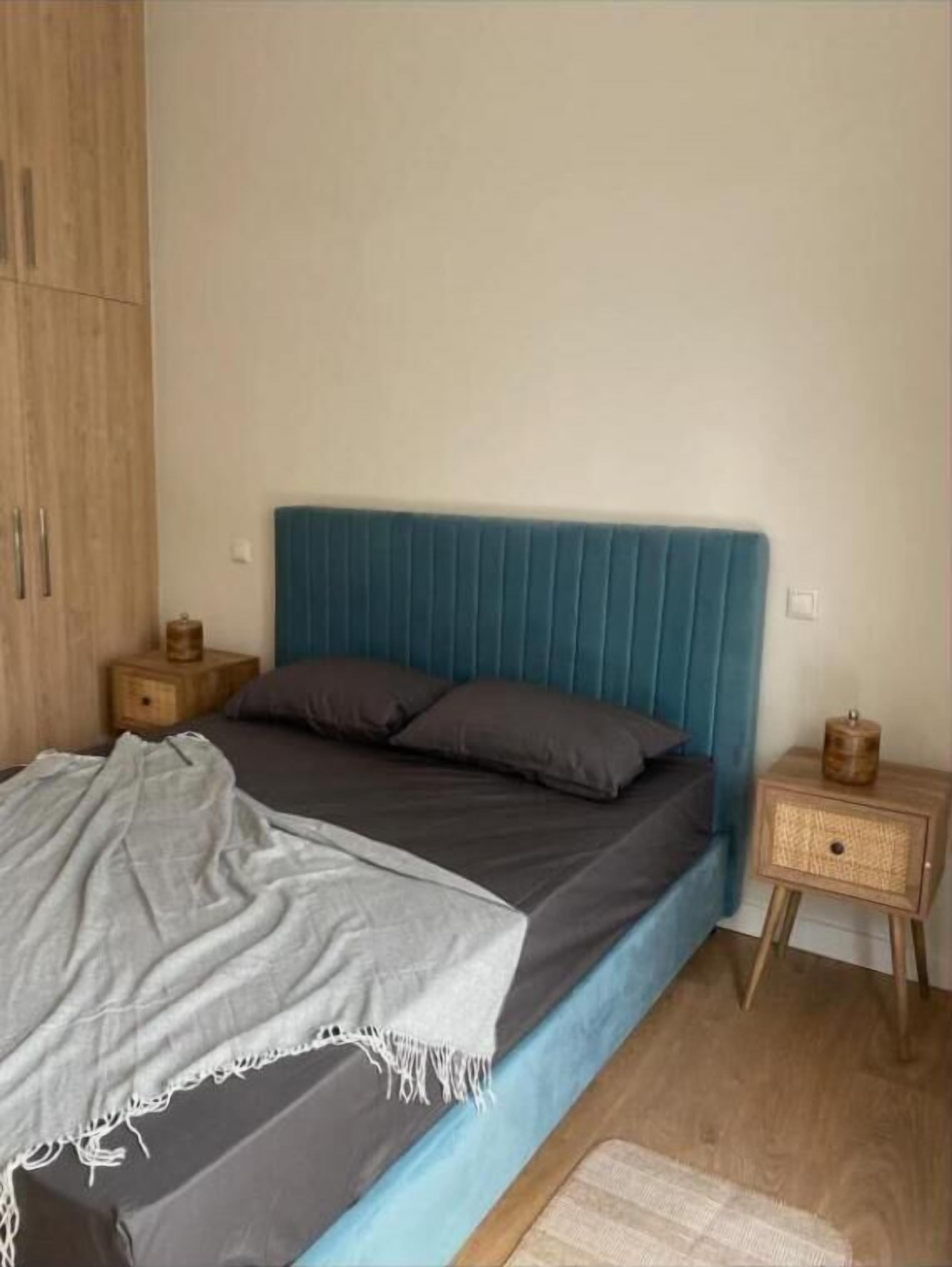 3 chambres, fer et planche à repasser, Wi-Fi, draps fournis