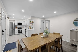Dining - Lake Anna Cottage w Hot Tub, Kayaks & Boat Launch (Mineral)