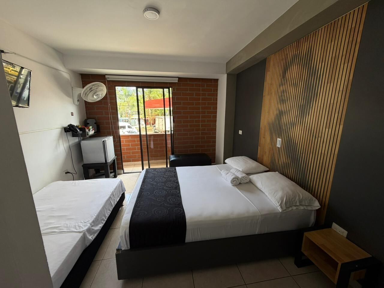 Exclusive Triple Room | Minibar, free WiFi, bed sheets
