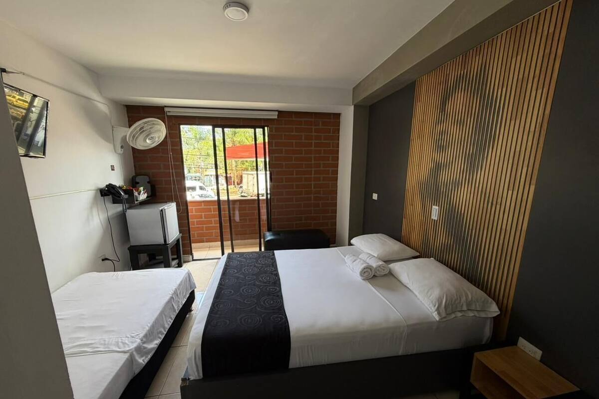 Exclusive Triple Room | Minibar, free WiFi, bed sheets