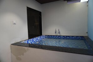 Spa - Serene-Restaurant Rooms and Banquet (Indore)