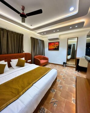 Room - Serene-Restaurant Rooms and Banquet (Indore)