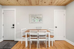 Dining - Modern Mqt Getaway  Full Kitchen + Walk + Laundry (Marquette)