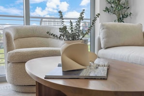 TV - Heart of Midtown | Standard Miami - Pool and Gym (Miami)