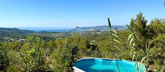 Villa 'Sa Guaita' with Sea View, Private Pool and Wi-Fi