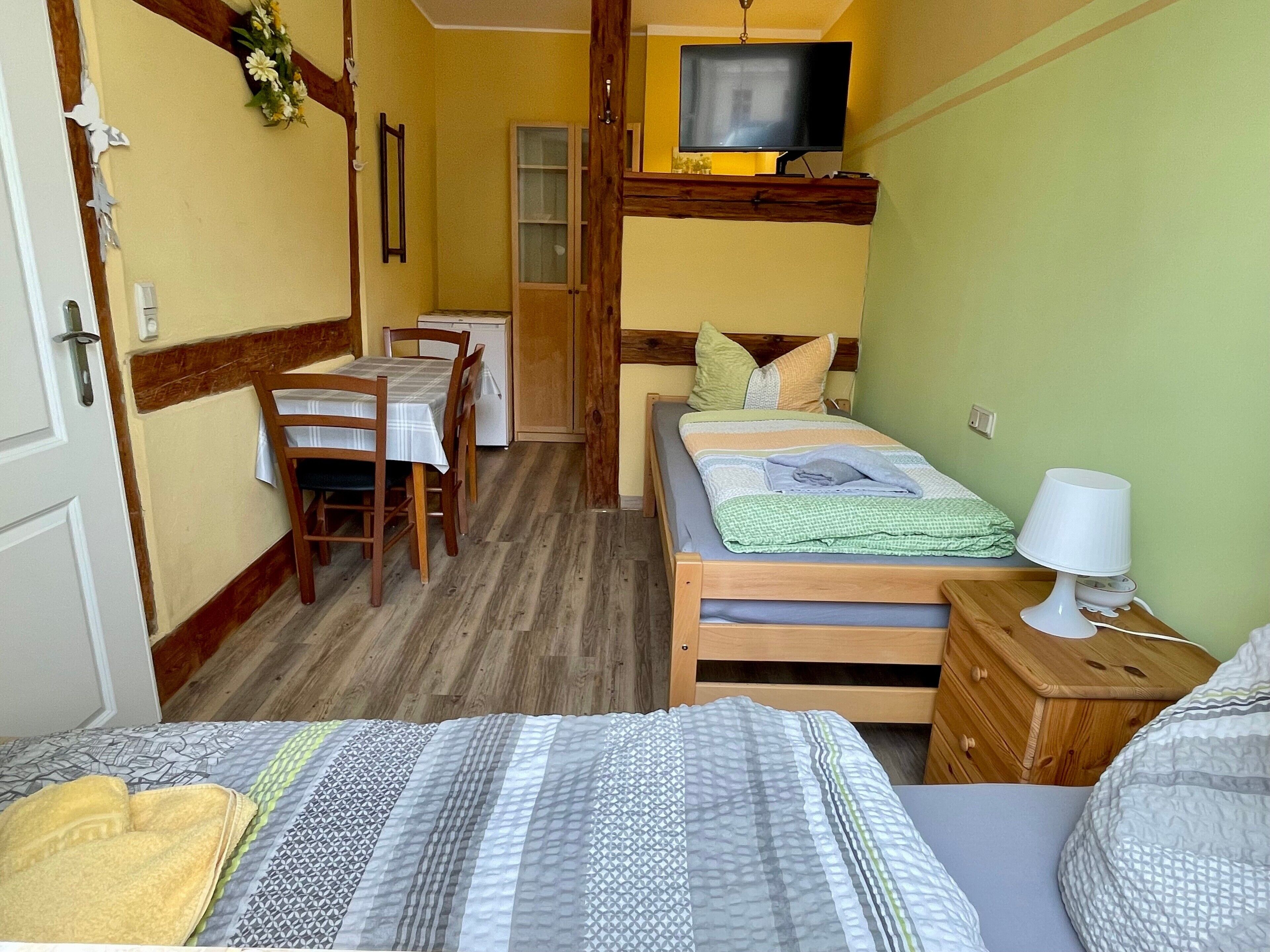 1 bedroom, WiFi, bed sheets