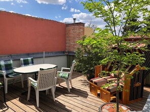 Outdoor dining - Goldener Anker, Maisonette Apartment with Balcony (Rheinsberg)