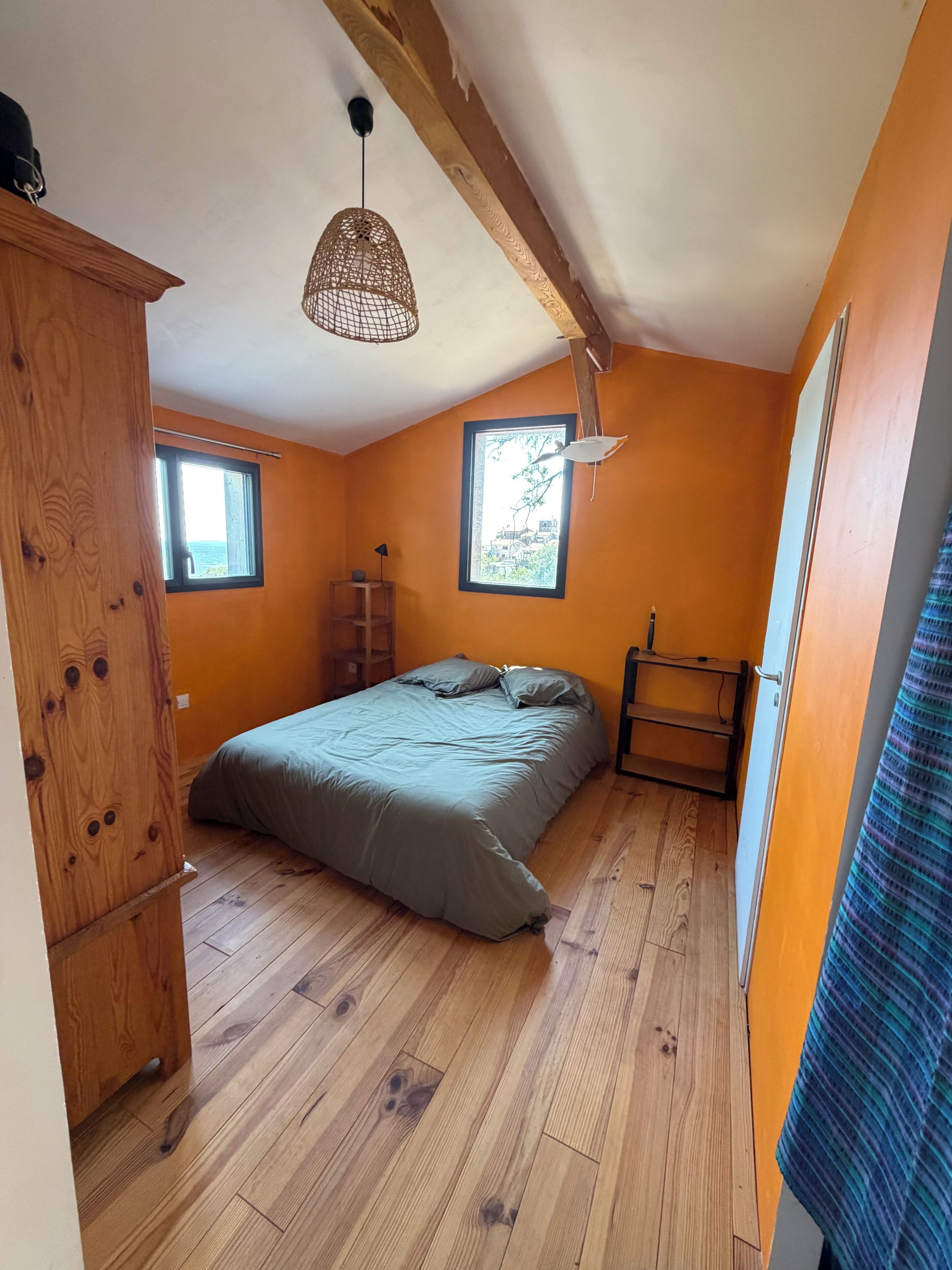 2 bedrooms