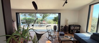 Wooden House for Rent: Quiet Location, Exceptional View