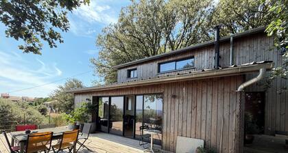 Wooden House for Rent: Quiet Location, Exceptional View
