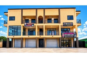 Exterior - Modern Two BedRoom Apartment | Starlink WiFi (Tamale)
