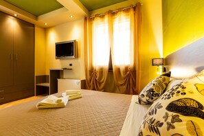 Kamar Standar | Brankas, tirai kedap cahaya, setrika/meja setrika, dan Wi-Fi gratis