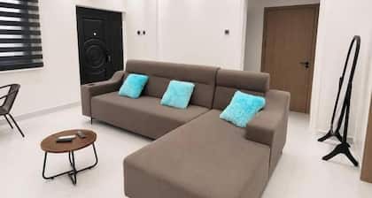 Modern Two-Bedroom Apartment | Starlink Wi-Fi