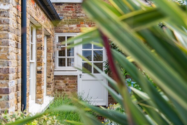 Exterior detail - The Cottage, Whitstable (Whitstable)