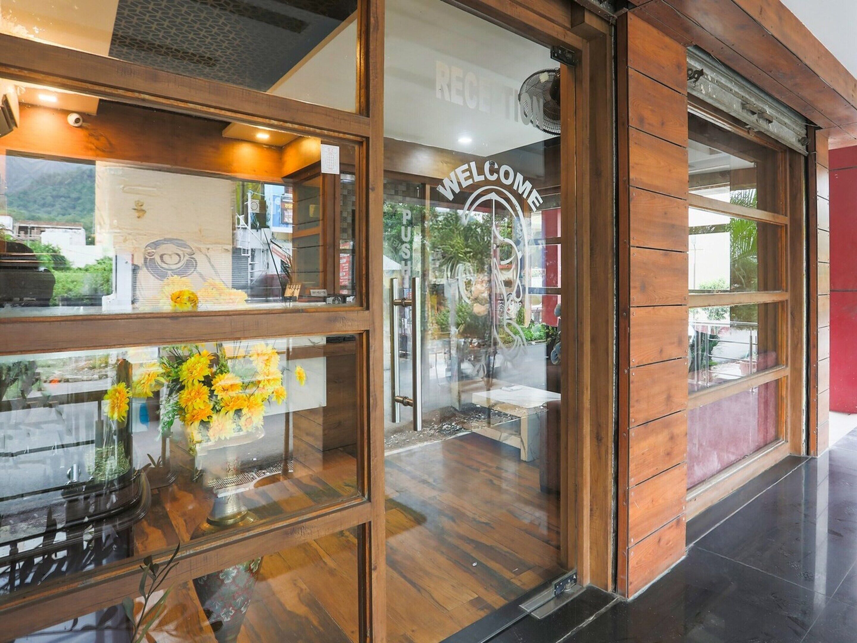 House | Reception