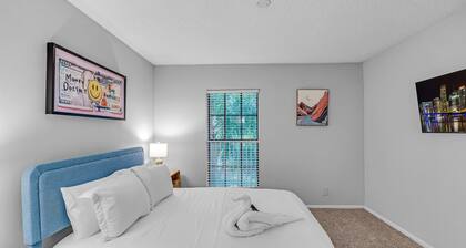 Port Royale Apartments