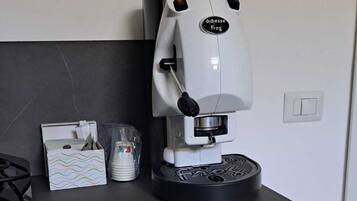 Caffè e/o macchina per il caffè
