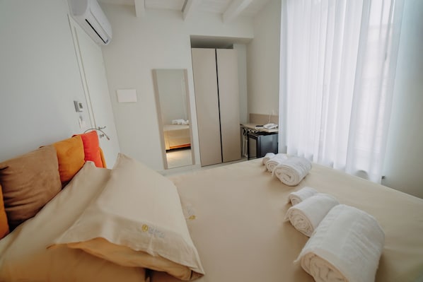 Desk, free WiFi - Domoo Boutique Hotel (Torraca)