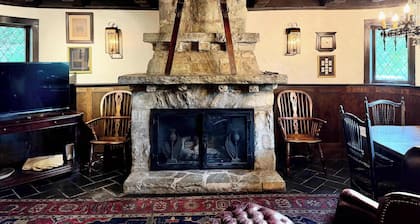 Tynecastle Retreat - Views, Game Room & Patio