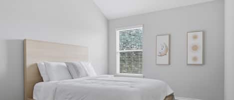 3 habitaciones, tabla de planchar con plancha, wifi y ropa de cama