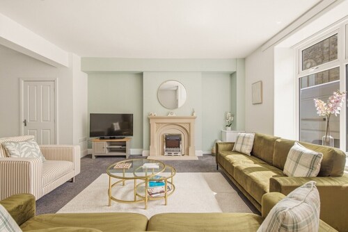 Harbour Post Box Cottage - North East Escapes