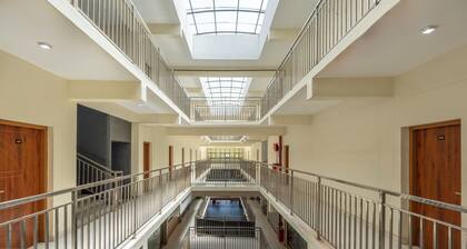 Hotel Beverly Residency