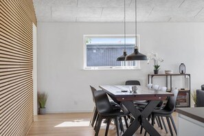 Dining - SJ345 Haderslev - Søborgen 3 (Diernæs)