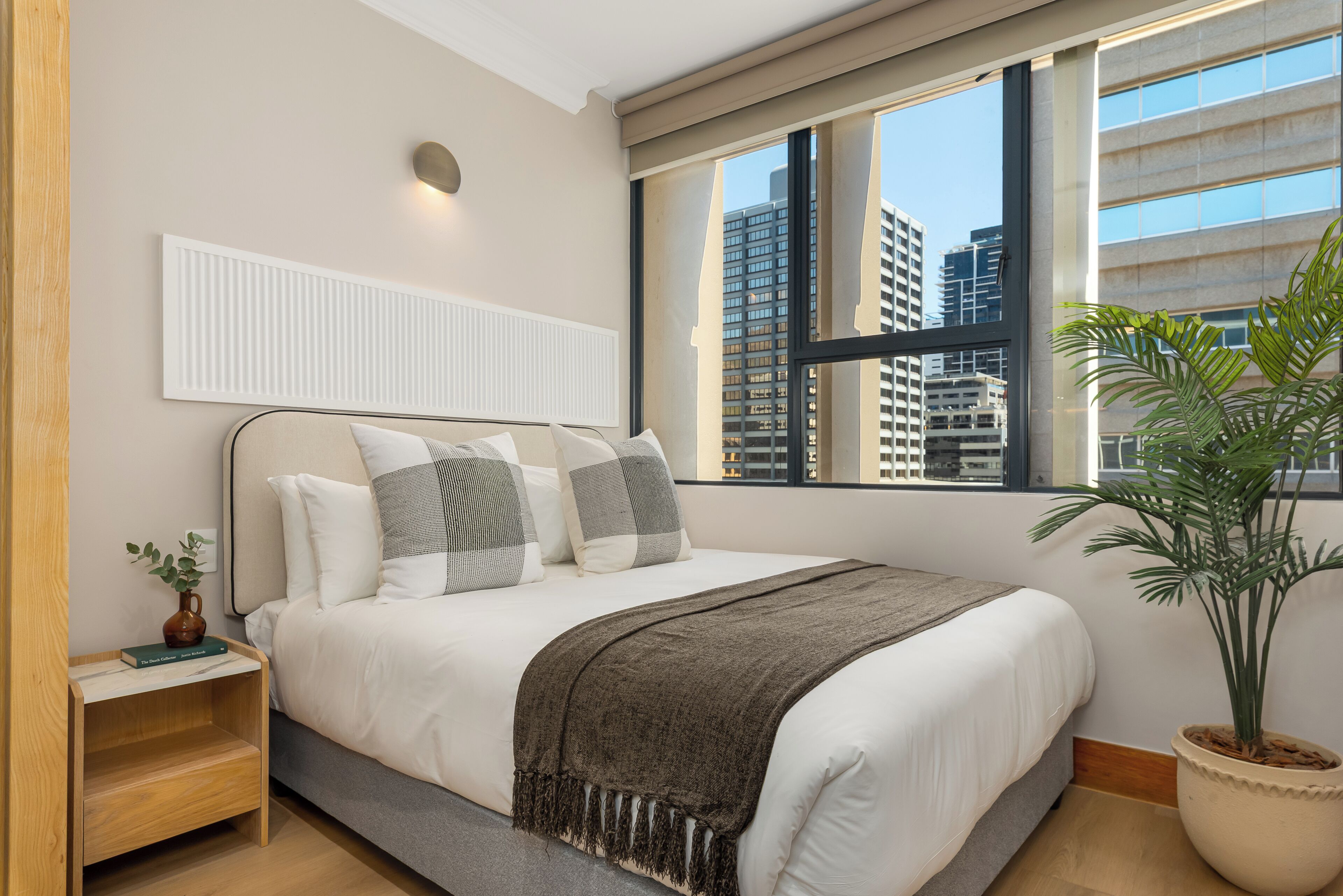 Charlie And The Chairman | Designer Cbd Apartment - Kapstadt