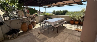 Le Balcon des Pourcelles 12personnes /terrasses