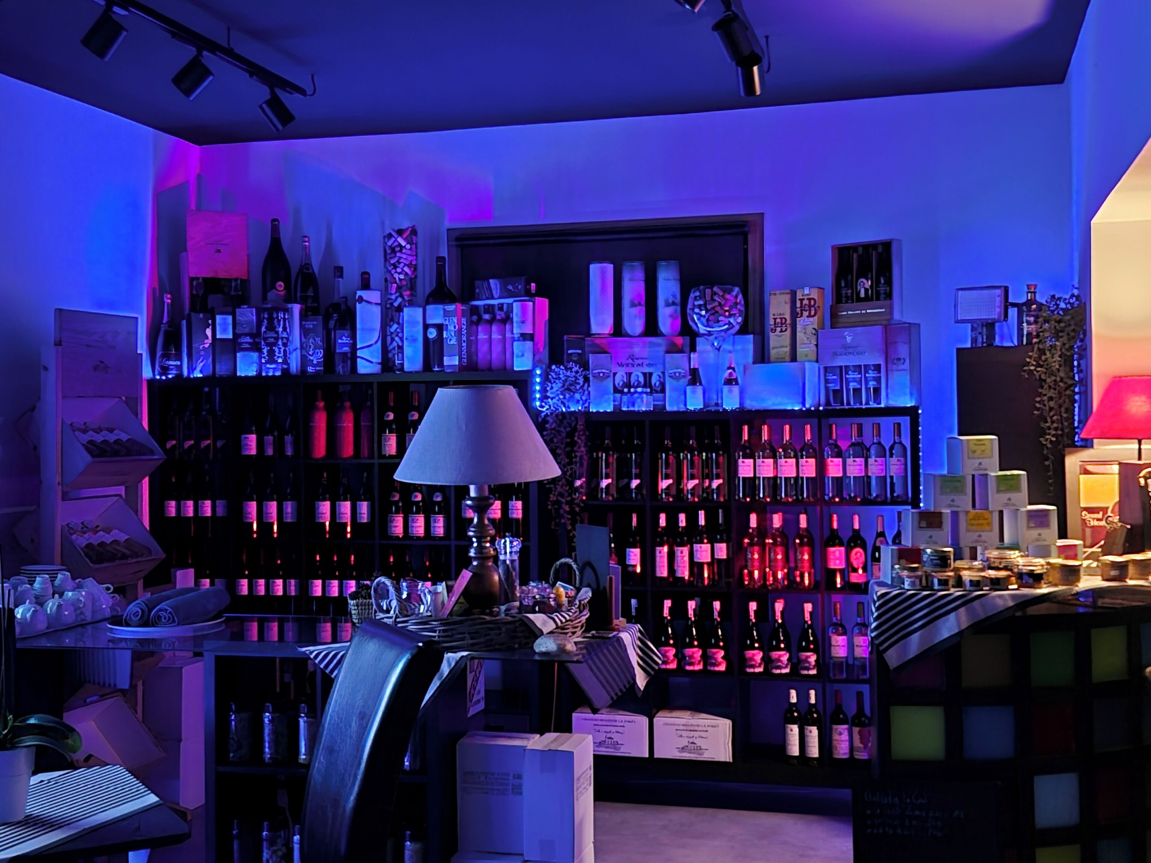 Junior-Suite, Hafenblick | Bar (in der Unterkunft)