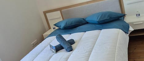 Cortinas blackout, sistema de insonorización y wifi gratis