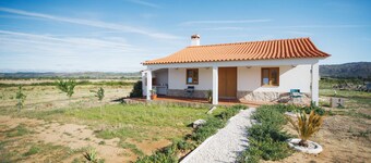 Pistachio Grey Villa, A Nature Retreat in Idanha-a-Nova
