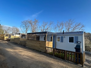 Exterior - 2-Bedroom Mobile Home in the Heart of Nature (Quimper)