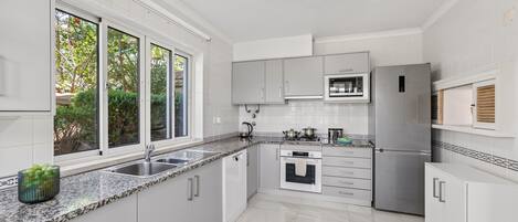 Fridge, microwave, oven, dishwasher
