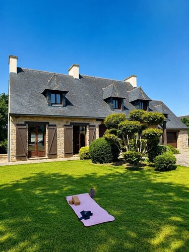 Breton stone house · Suite · Sleeps 7