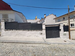 Exterior - CASITA EL ESPINAR WITH JACUZZI (El Espinar)