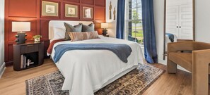 Desk, iron/ironing board, WiFi, bed sheets