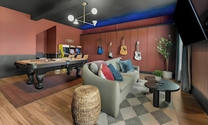 Interior - luxury property minutes from Silo Square by MCRS Signature Stays (Olive Branch)