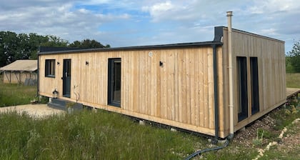 Aurelie: a beautiful new wooden vacation home in the Dordogne