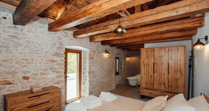 Gland Residence with Whirlpool