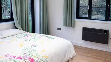 2 bedrooms, internet
