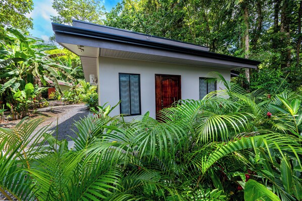 Exterior - River Collection - Villa Essence #4 cabin in beautiful La Fortuna (La Fortuna)
