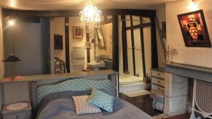 1 quarto, ferros/tábuas de passar roupa, Wi-Fi, roupa de cama