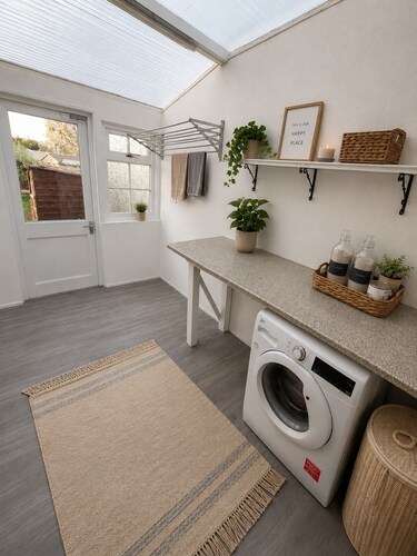 Home from home, perfect for contractors, teams, and family getaways
